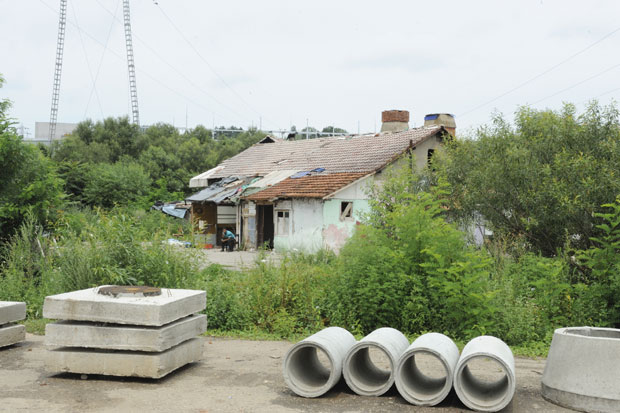 Багери стигли до првих кућа